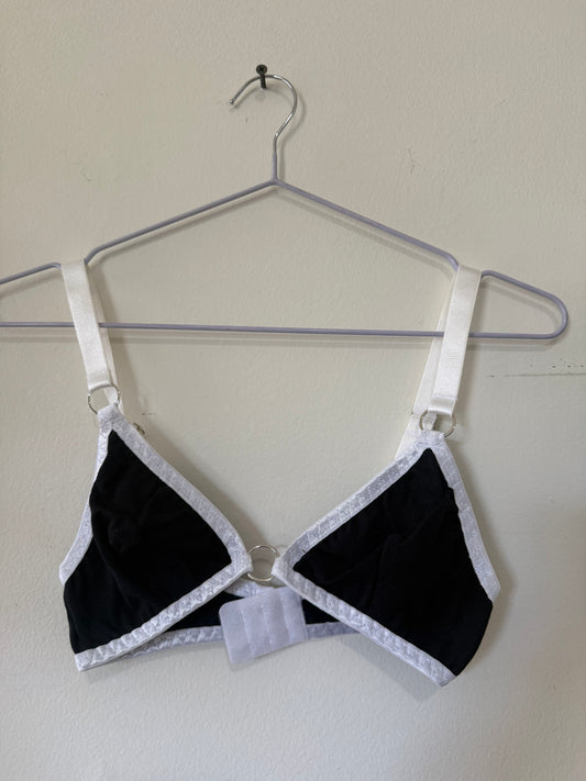Lila bra