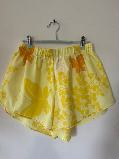 Table cloth shorts