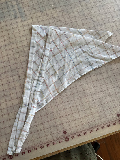 Tie scarf